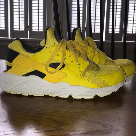bright yellow huaraches